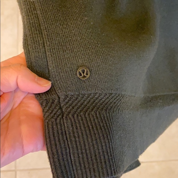 Lululemon Green Cardigan. Size Small - Picture 2 of 6